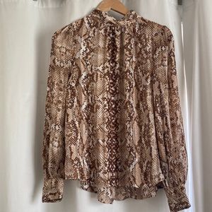 Snake print top